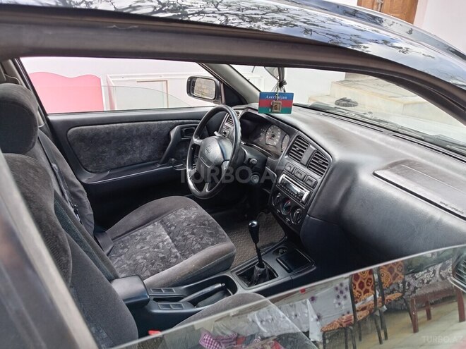Nissan Primera 1999, 182,000 km - 2.0 л - Gəncə