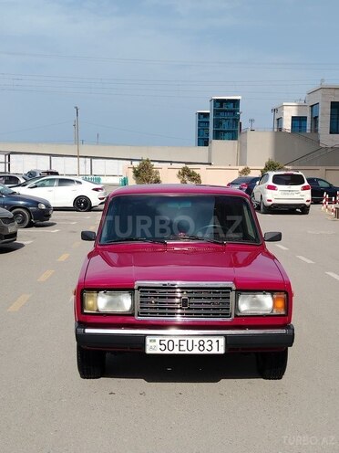 LADA (VAZ) 2107 2006, 70,000 km - 1.6 л - Salyan
