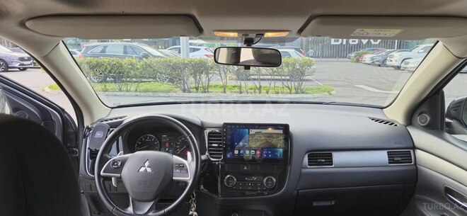 Mitsubishi Outlander 2014, 128,900 km - 2.4 l - Bakı
