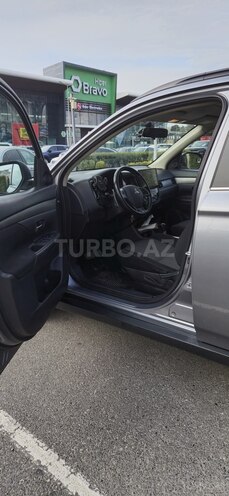 Mitsubishi Outlander 2014, 128,900 km - 2.4 l - Bakı