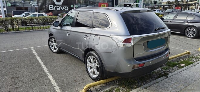 Mitsubishi Outlander 2014, 128,900 km - 2.4 l - Bakı
