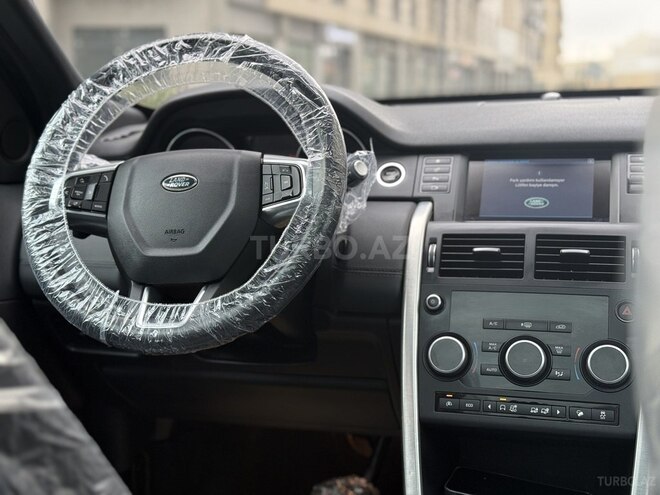 Land Rover Discovery Sport-12