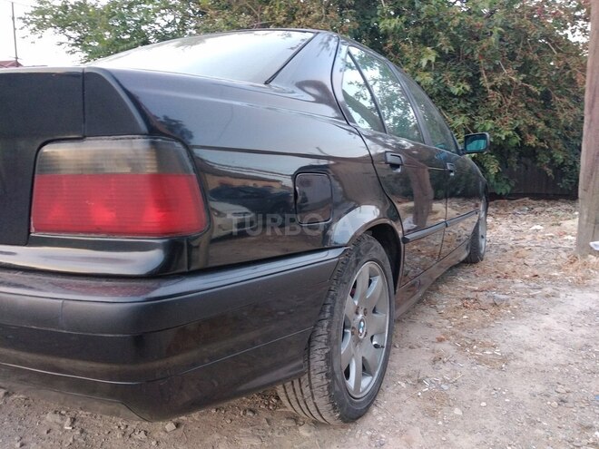BMW 318 1995, 400,000 km - 1.8 l - Bakı