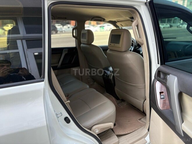 Toyota Land Cruiser Prado 2010, 299,000 km - 2.7 l - Bakı