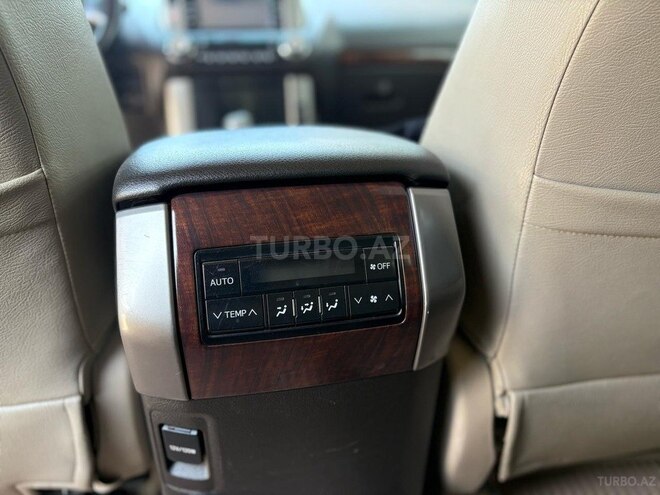 Toyota Land Cruiser Prado 2010, 299,000 km - 2.7 l - Bakı