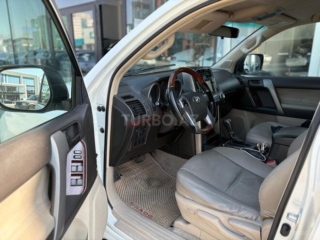 Toyota Land Cruiser Prado 2010, 299,000 km - 2.7 l - Bakı