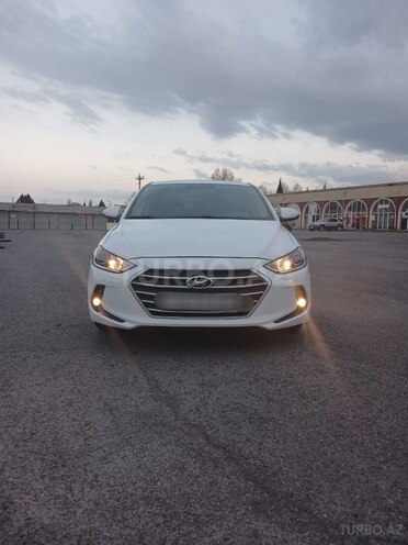 Hyundai Avante 2017, 70,500 km - 1.6 л - Gəncə