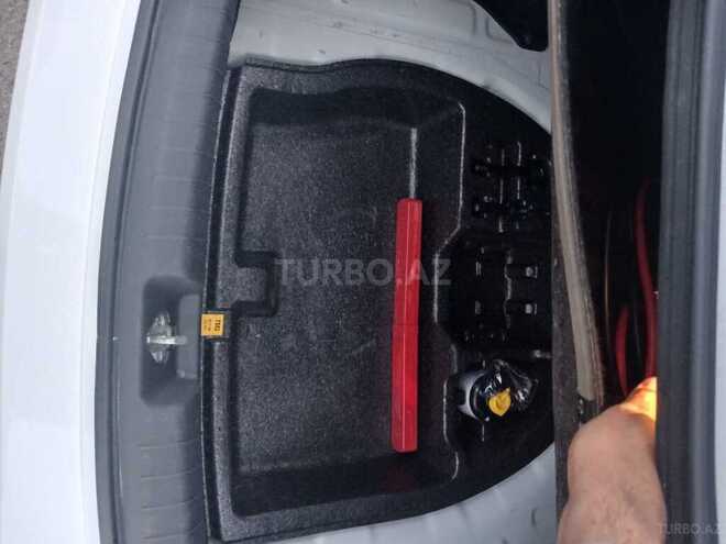 Hyundai Avante 2017, 70,500 km - 1.6 л - Gəncə