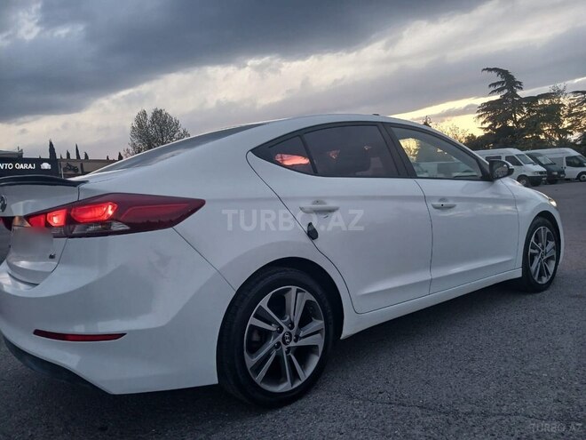 Hyundai Avante 2017, 70,500 km - 1.6 л - Gəncə