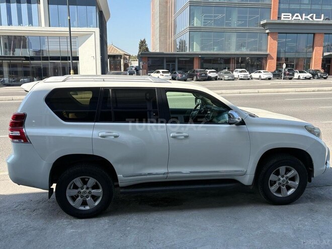 Toyota Land Cruiser Prado 2010, 299,000 km - 2.7 l - Bakı