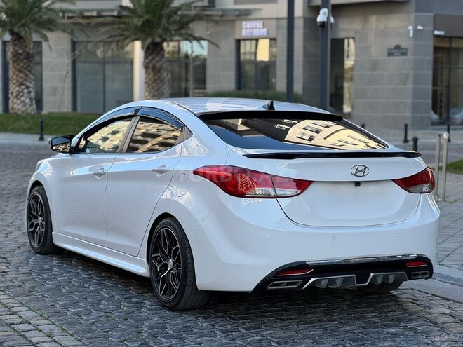 Hyundai Elantra 2013, 159,655 km - 1.8 л - Şirvan