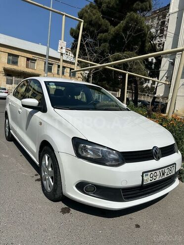Volkswagen Polo 2012, 95,000 km - 1.6 l - Bakı