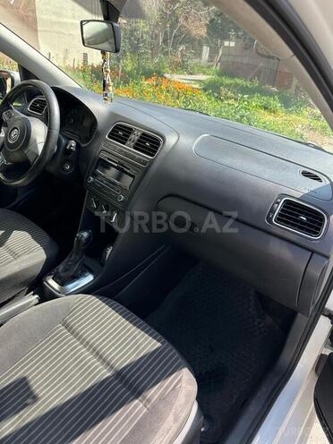 Volkswagen Polo 2012, 95,000 km - 1.6 l - Bakı