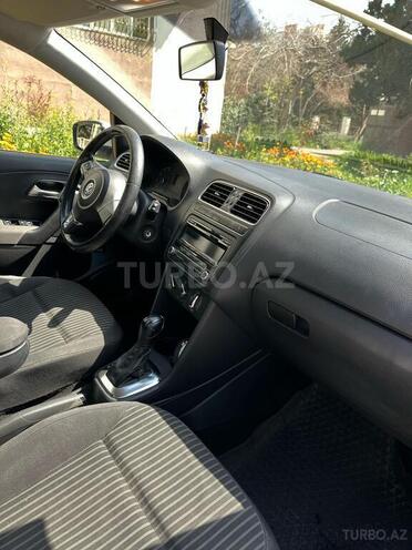 Volkswagen Polo 2012, 95,000 km - 1.6 l - Bakı