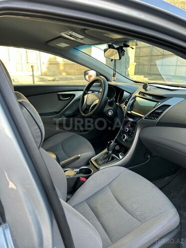 Hyundai Elantra 2015, 193,000 km - 1.8 л - Bakı