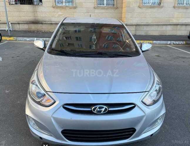 Hyundai Accent 2015, 228,800 km - 1.6 l - Bakı