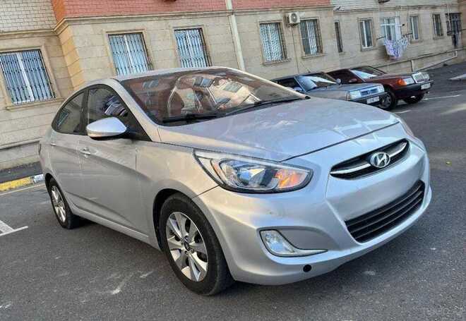 Hyundai Accent 2015, 228,800 km - 1.6 l - Bakı