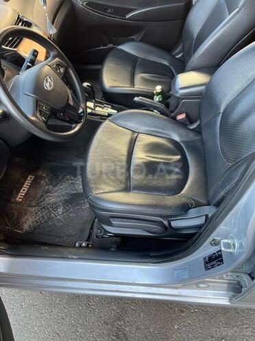 Hyundai Accent 2015, 228,800 km - 1.6 l - Bakı