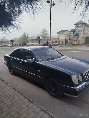 Mercedes E 220 d 1998, 300,500 km - 2.2 l - Qəbələ
