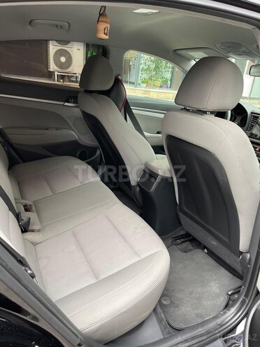 Hyundai Elantra 2016, 122,310 km - 2.0 l - Bakı