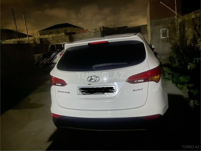 Hyundai Santa Fe-9