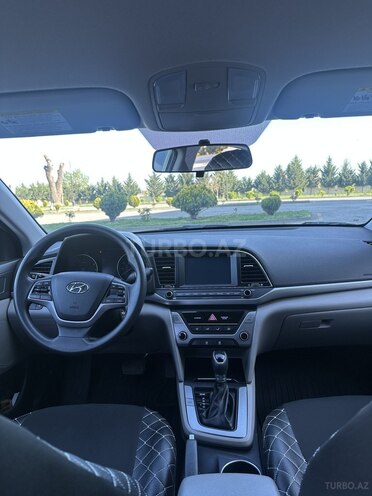Hyundai Elantra 2017, 192,714 km - 2.0 l - Xaçmaz