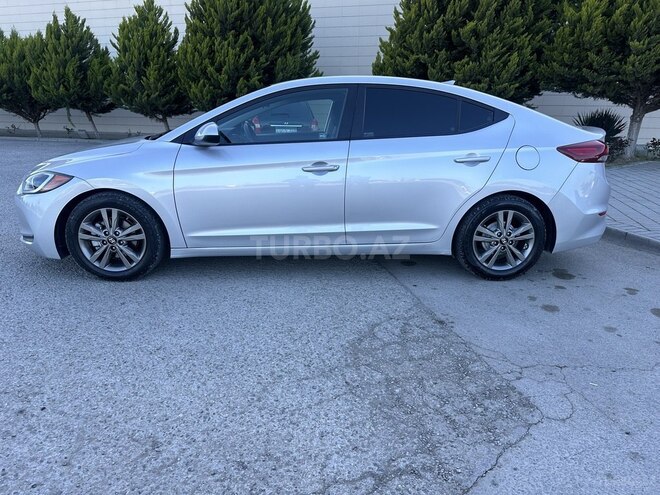 Hyundai Elantra 2017, 192,714 km - 2.0 l - Xaçmaz
