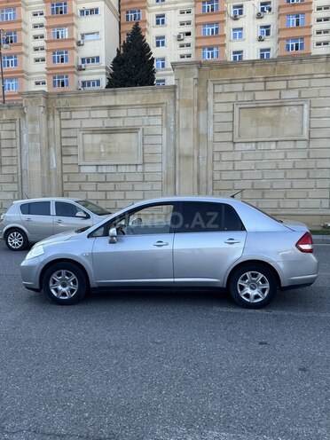 Nissan Tiida 2007, 272,000 km - 1.6 л - Bakı