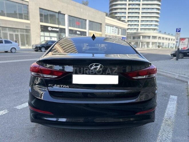 Hyundai Elantra 2018, 114,263 km - 2.0 l - Bakı