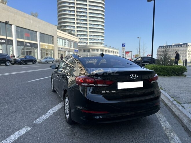 Hyundai Elantra 2018, 114,263 km - 2.0 l - Bakı