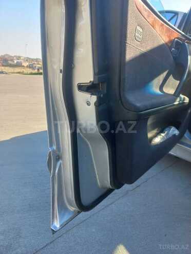 Mercedes E 220 d 2001, 219,000 km - 2.2 l - Bakı