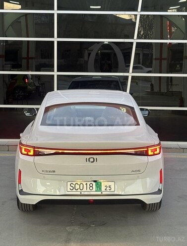 Changan Qiyuan A05 2025, 0 km - 1.5 л - Bakı