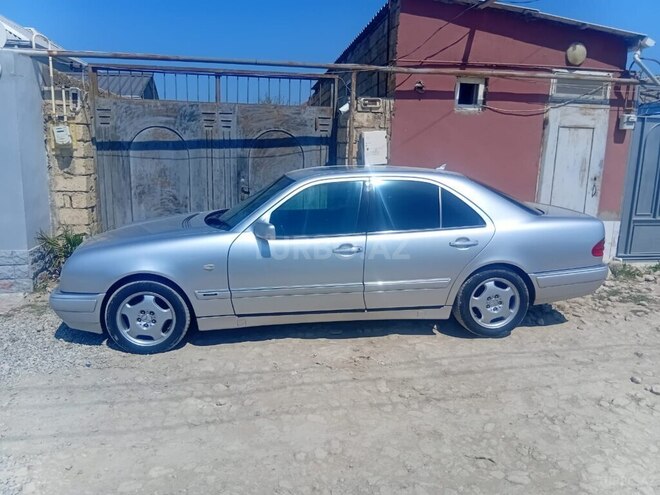 Mercedes 200 1996, 323,000 km - 2.0 l - Bakı