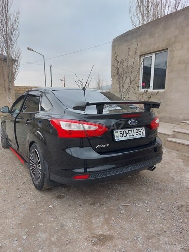 Ford Focus 2013, 275,000 km - 2.0 l - Bakı