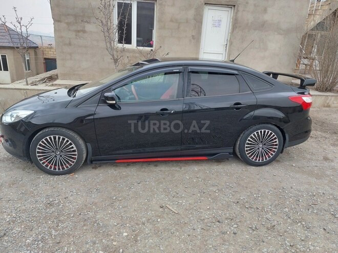 Ford Focus 2013, 275,000 km - 2.0 l - Bakı