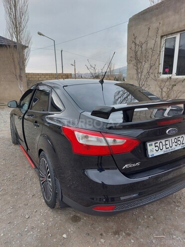 Ford Focus 2013, 275,000 km - 2.0 l - Bakı