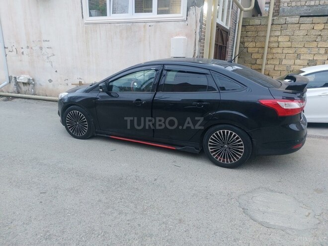 Ford Focus 2013, 275,000 km - 2.0 l - Bakı