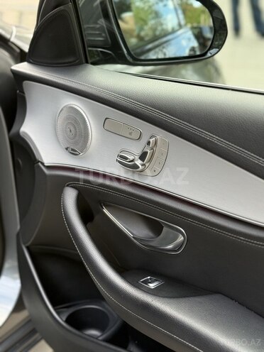 Mercedes E 300 de 2021, 93,000 km - 2.0 л - Gəncə