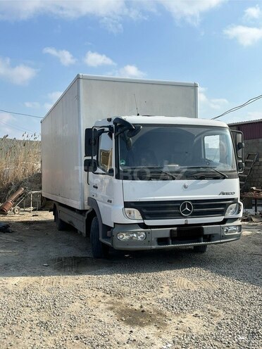 Mercedes Atego 818 2010, 427,000 km - 4.3 l - Bakı