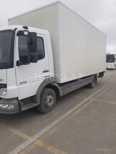 Mercedes Atego 818 2010, 427,000 km - 4.3 l - Bakı