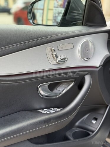 Mercedes E 300 de 2021, 93,000 km - 2.0 л - Gəncə