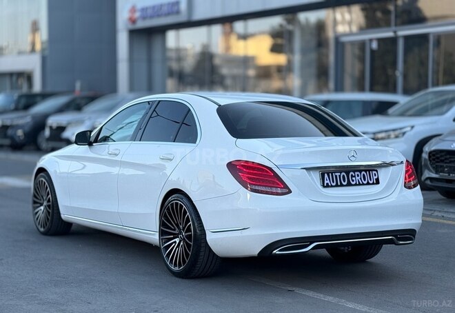 Mercedes C 300-8