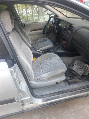 Opel Omega 1996, 379,000 km - 2.0 l - Sumqayıt