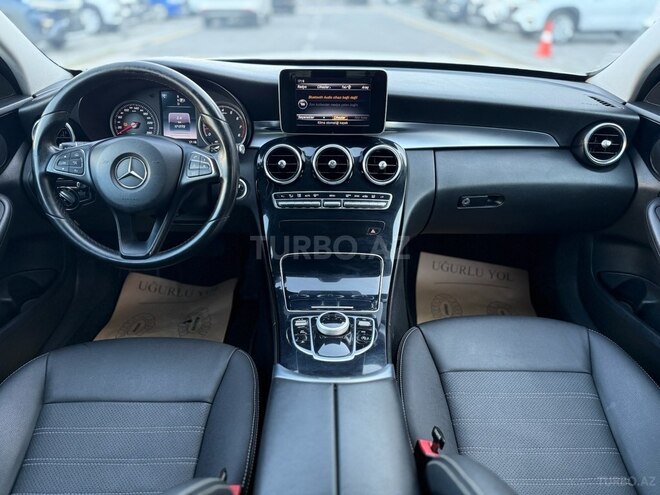 Mercedes C 300-19