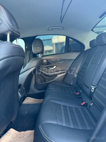 Mercedes C 300-16