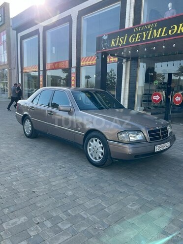 Mercedes C 180 1993, 402,083 km - 1.8 l - Masallı