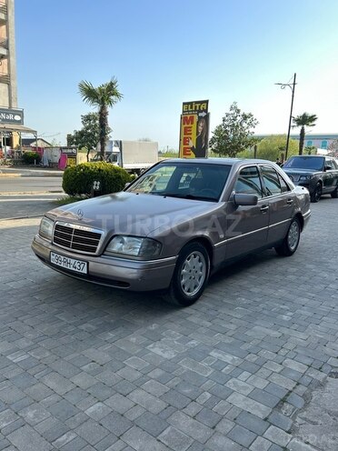 Mercedes C 180 1993, 402,083 km - 1.8 l - Masallı