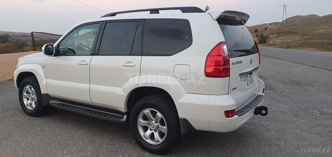 Toyota Land Cruiser Prado 2008, 245,000 km - 4.0 l - Naftalan