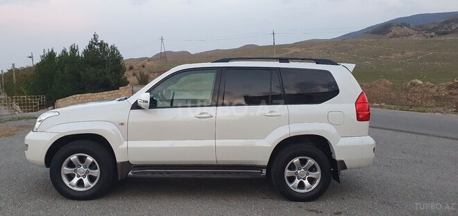 Toyota Land Cruiser Prado 2008, 245,000 km - 4.0 l - Naftalan