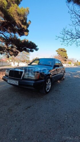 Mercedes E 250 1990, 781,000 km - 2.5 l - Sumqayıt